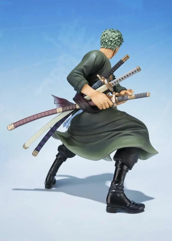 BAN DAI One Piece Figuarts Zero – Roronoa Zoro – 5th. Anniversary 3
