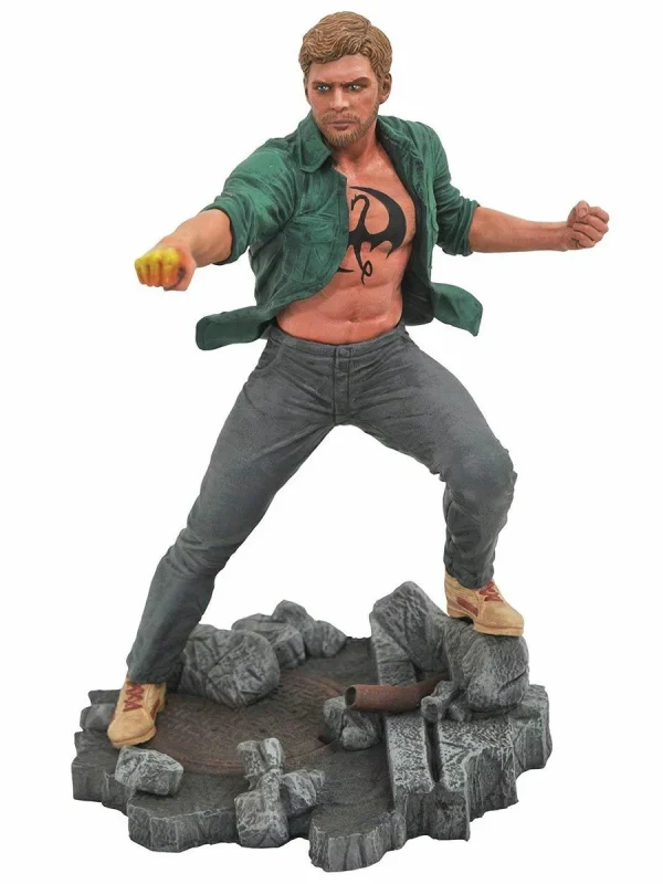 Diamond Select Marvel Gallery – Netflix Iron Fist PVC Figur 1