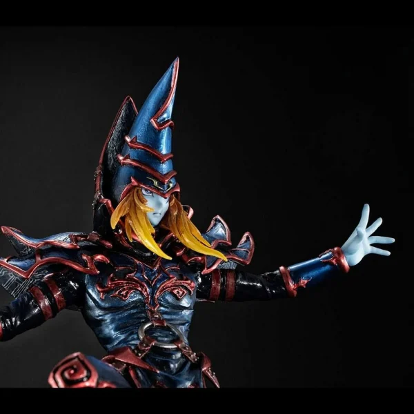 Diverse Megahouse – Yu-Gi-Oh! – Duel Monsters Black Magician Statue 4